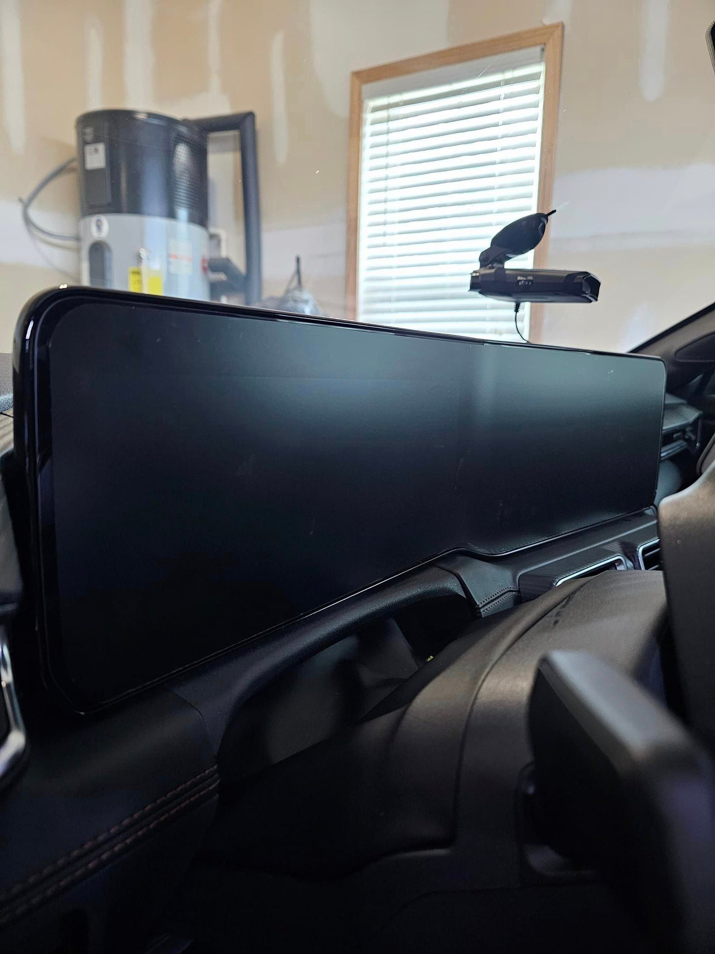 Protection - Premium Interior Dash Screen (2024+ Mustang)