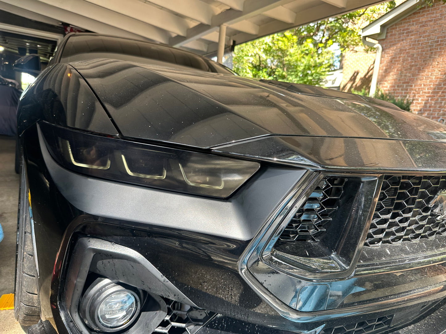 Front Bumper Headlight Accent Kit (2024+ Mustang)