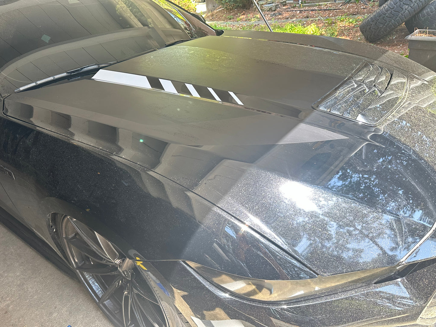 Hood Line Accent Step Graphics (2024+ Mustang)