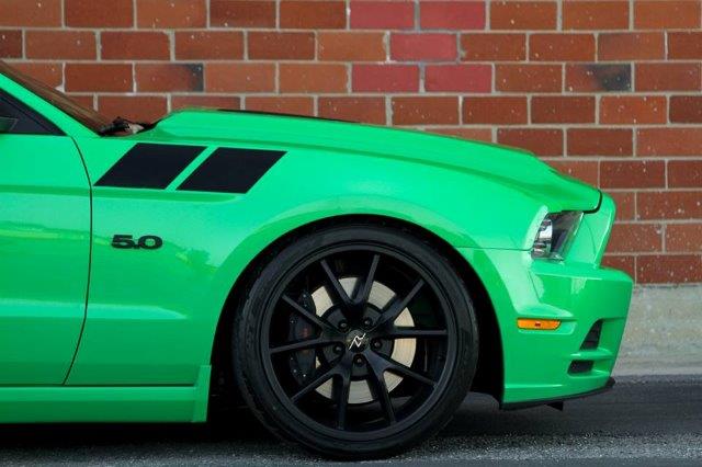Upper Fender Stripes - Solid (2010-2014 Mustang)