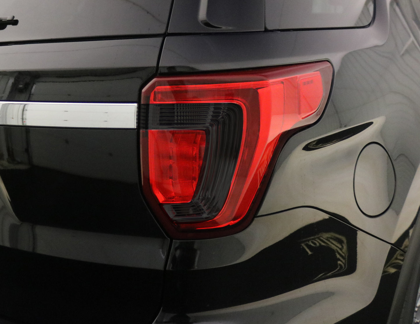 Tail Light Lens Vinyl Tint (2016-2019 Explorer)