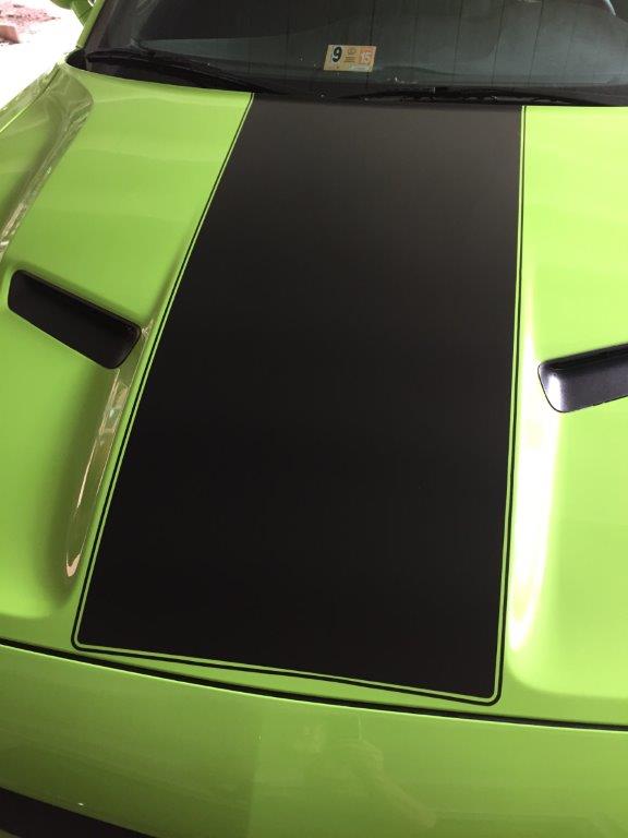 Hood Center Accent Decal (2014-2018 Challenger)