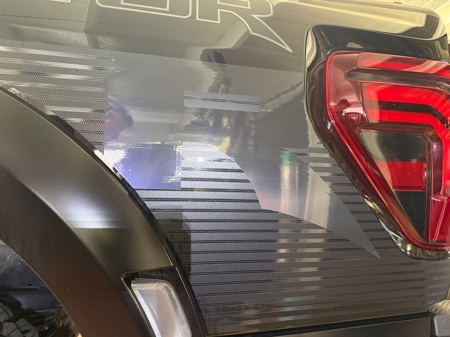 Raptor R decal