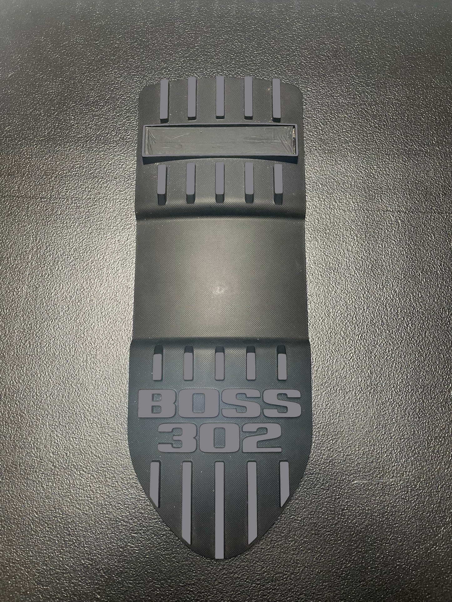 Boss 302 Engine Cover Accents (2012-2013 Mustang Boss 302)